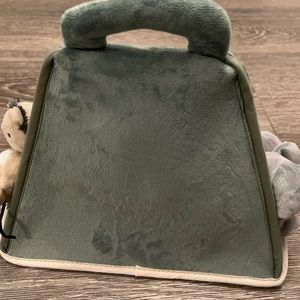 Lamb and Ivy play tent